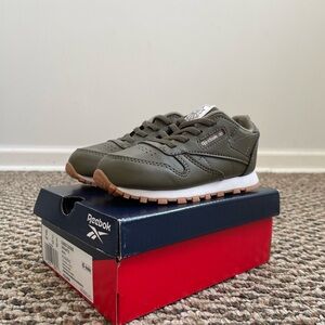 Reebok Classic Leather Infant Sneakers - Army Green - Size 8 USA